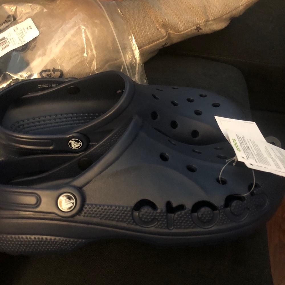Brand new navy blue men’s CROCS